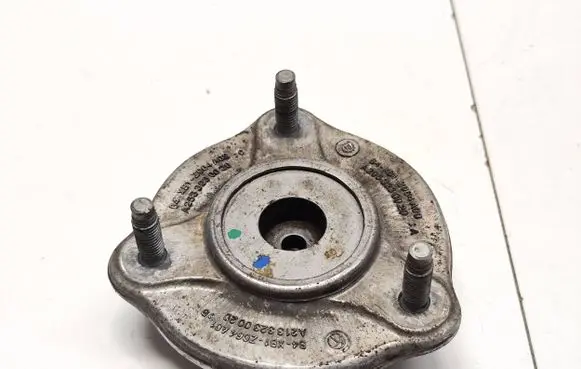 Mercedes-Benz C W205 Front upper strut mount A2053230020 a2533230020