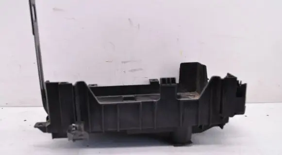 Battery box tray