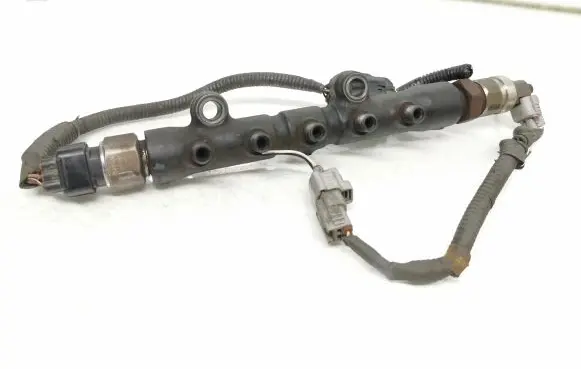 Toyota Avensis T250 Fuel main line pipe 8945860010 DG003002