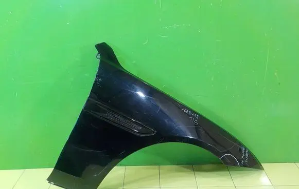 Jaguar XE Fender PRZOD PRAWY