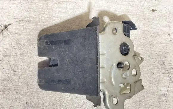 Audi A6 S6 C7 4G Loading door lock 4H0827505