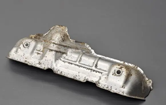 Honda CR-V Heat shield in engine bay 