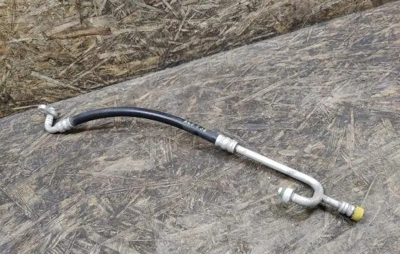 KIA Magentis Air conditioning (A/C) pipe/hose