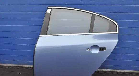 Volvo S60 Rear door 