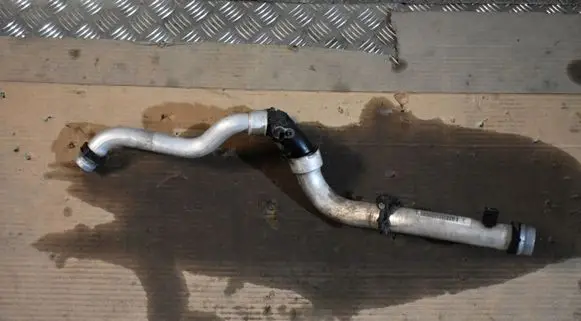 Porsche 992 Engine coolant pipe/hose 992121901E