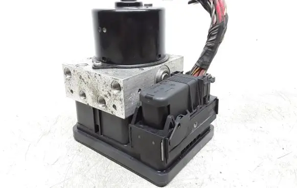 Volvo V50 ABS Pump 30794730 30794730AA