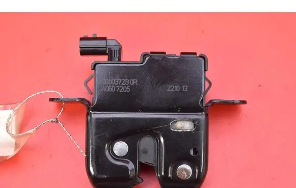 Dacia Duster Tailgate/trunk/boot lock/catch/latch 905037230R