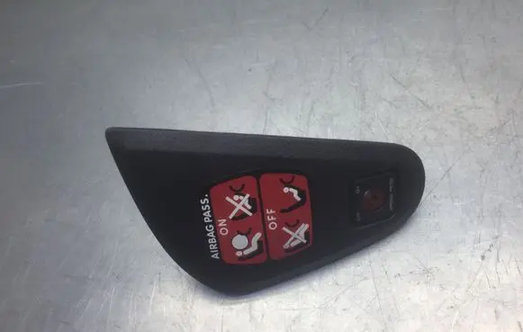 Citroen C8 Dashboard side end trim 1484416077