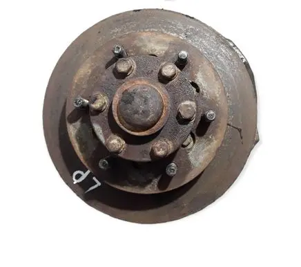 Mitsubishi Pajero Front wheel hub spindle knuckle