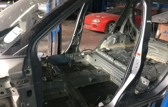 Suzuki Swift II Other under body part 