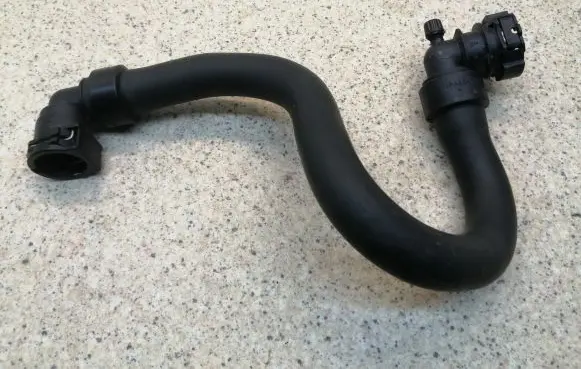Citroen C3 Aircross Engine coolant pipe/hose 9678822580