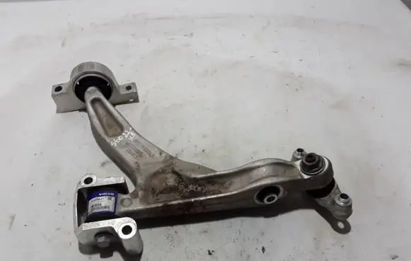 Volvo S60 Front lower control arm/wishbone 32269627