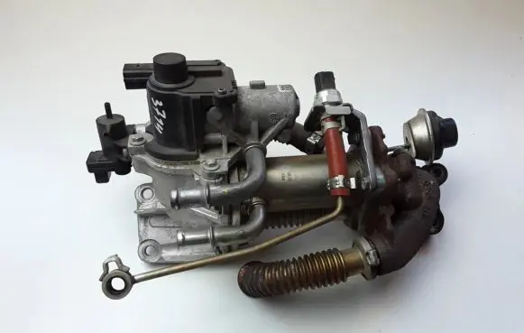 Renault Scenic III - Grand scenic III EGR valve 147355713R