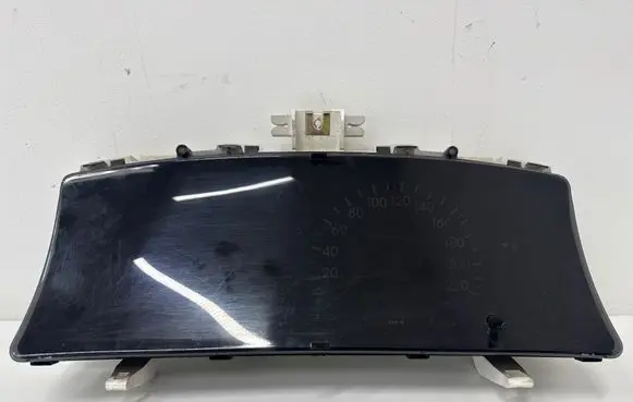 Toyota Corolla Verso E121 Speedometer (instrument cluster)
