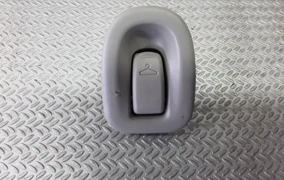 Chrysler Voyager Cargo luggage net fixing mount 