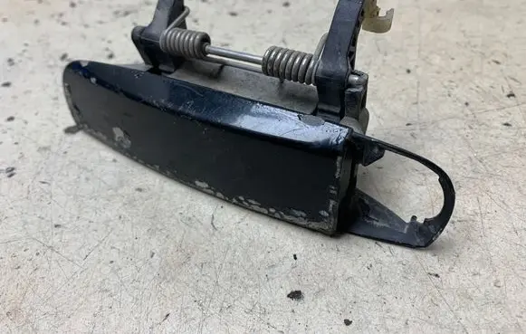 Audi A4 S4 B6 8E 8H Front door exterior handle 8E1837207