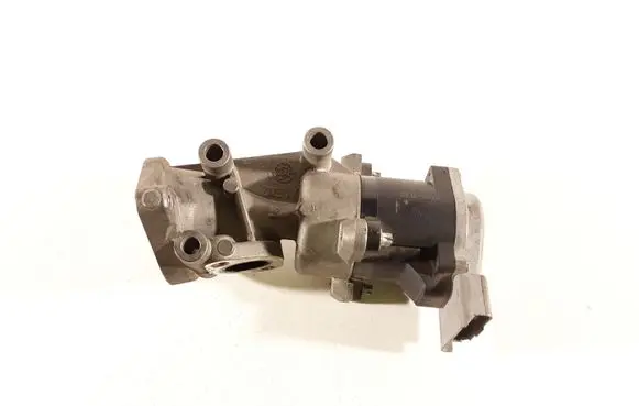 Land Rover Discovery 3 - LR3 EGR valve 7H2Q9D475DE EJ7ZB 31650323