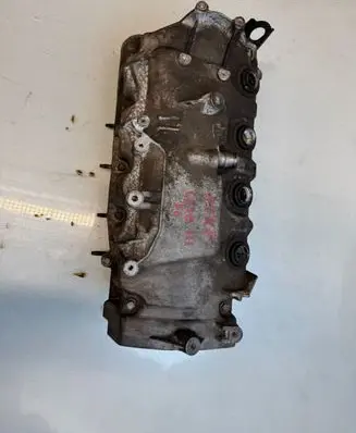 Renault Clio III Engine head 8200460196
