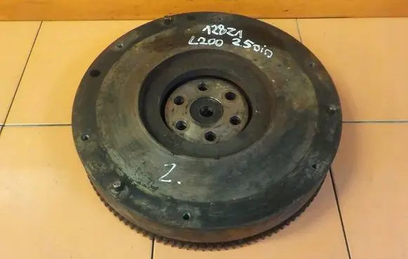 Mitsubishi L200 Flywheel 128Z1 5X26