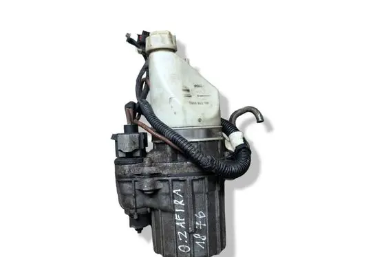 Opel Zafira B Power steering pump 13292554