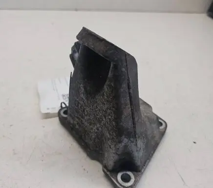 Audi A6 S6 C5 4B Engine mounting bracket 8D0199308D