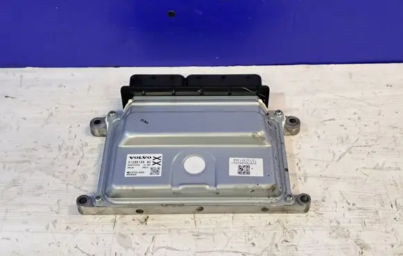 Volvo XC70 Engine control unit/module 31286154 36001363
