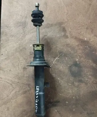 Lexus IS 200-300 Front shock absorber/damper 4651053010