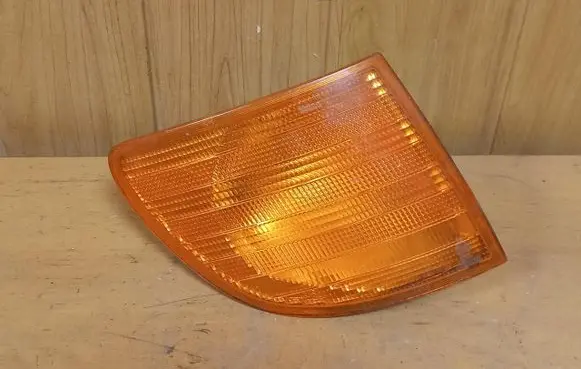 Mercedes-Benz Vito Viano W638 Front indicator light 6388200121