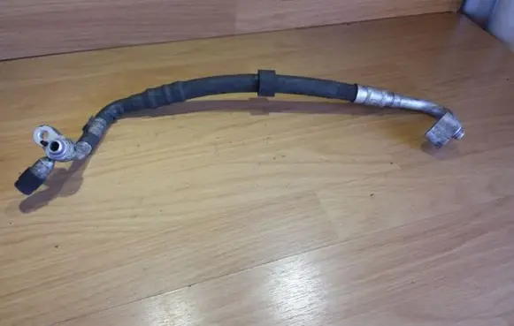 Ford Galaxy Air conditioning (A/C) pipe/hose 7M3820722L