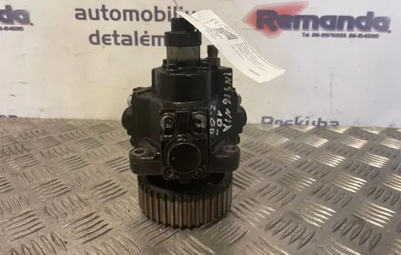 Opel Insignia A Fuel injection high pressure pump 0445010193