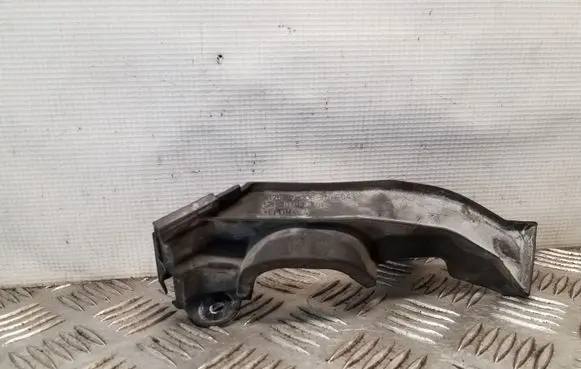 BMW 5 F10 F11 Engine compartment rubber 7206570