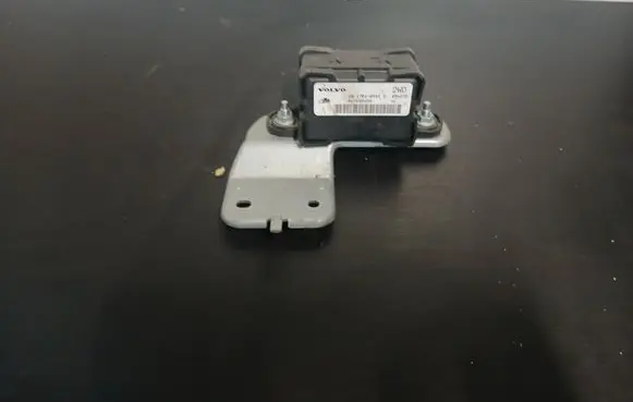 Volvo S60 ESP acceleration yaw rate sensor 10170103433 05W275 BW75G0805R