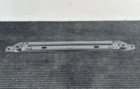Peugeot 3008 I Bottom radiator support slam panel 