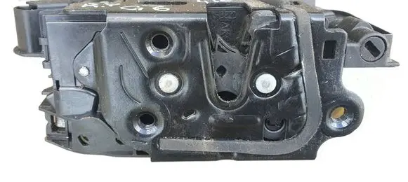 Volkswagen Golf VI Front door lock 5K1837016B