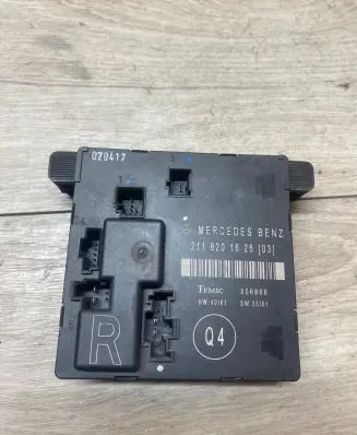 Mercedes-Benz E W211 Door control unit/module 2118201626 356806