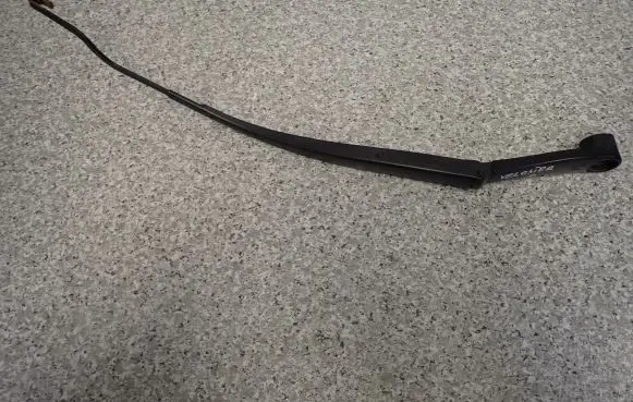 Hyundai Veloster Front wiper blade arm