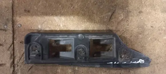 Volkswagen Golf V Front bumper mounting bracket 1K0807183