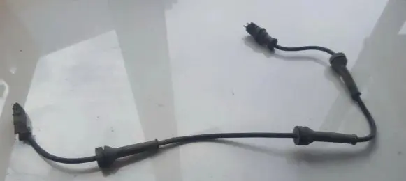 Renault Scenic II - Grand scenic II ABS brake wheel speed sensor 8200296570