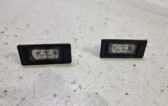Audi Q5 SQ5 Number plate light 4G0943021