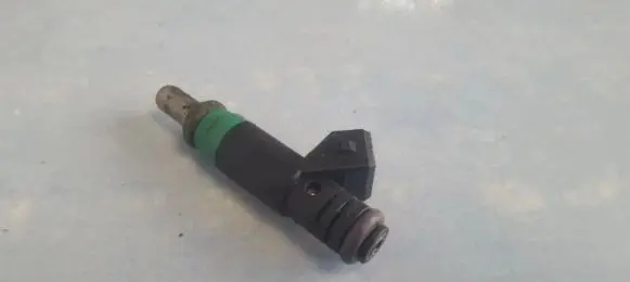 Volvo S40, V40 Fuel injector 97mf9f593bc 97mf-9f593-bc
