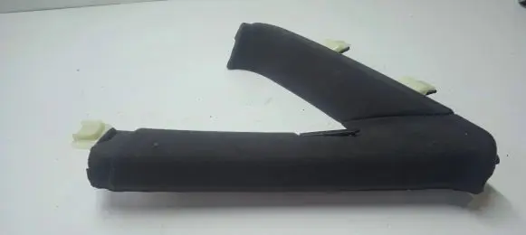 Maserati Levante (D)pillar trim (top) 6700621910