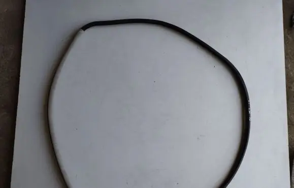 Audi A4 S4 B5 8D Front door rubber seal