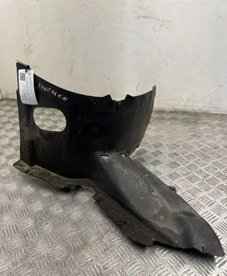 Volkswagen PASSAT B6 Front wheel arch liner splash guards 