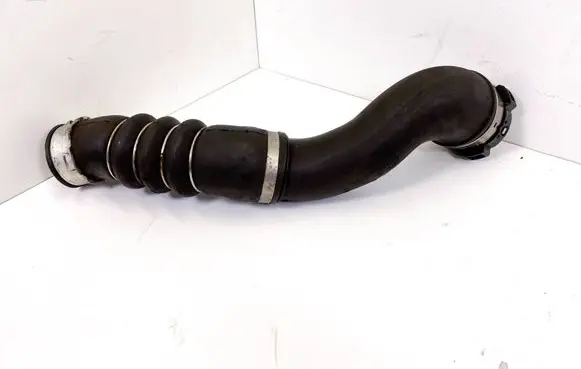 Intercooler hose/pipe