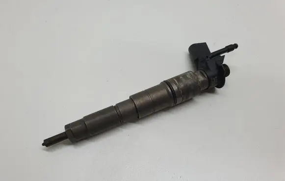 BMW 5 E60 E61 Fuel injector 7792721 0445115048 048