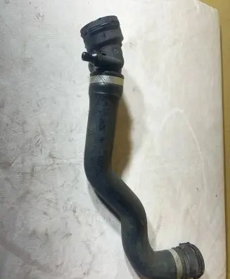 BMW 4 F36 Gran coupe Engine coolant pipe/hose 7812941