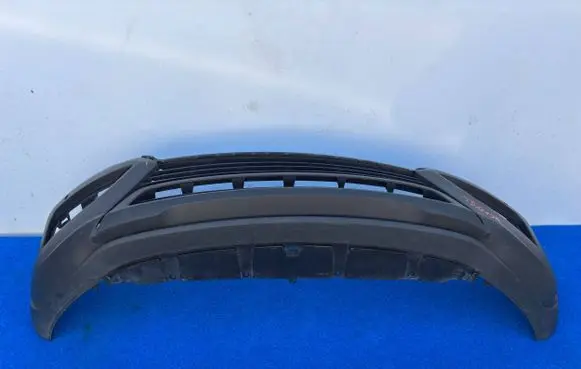 Opel Crossland X Front bumper 39097371