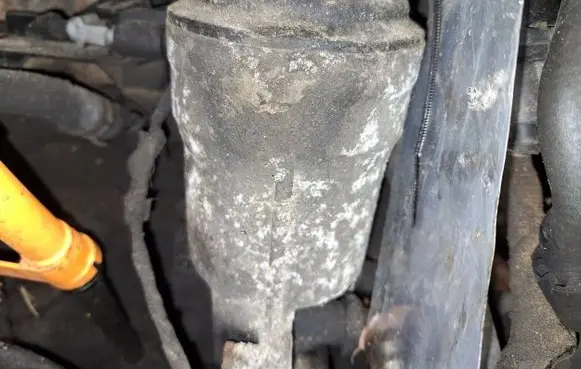 Seat Leon (1P) Oil filter cover 