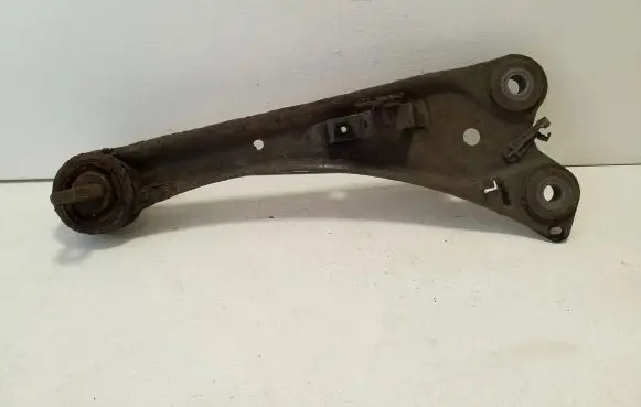 Lexus CT 200H Rear upper control arm/wishbone