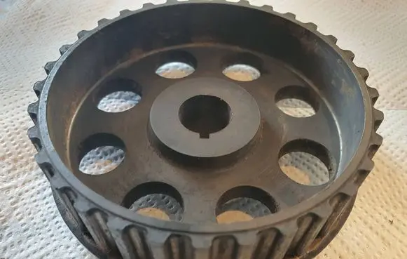 Volkswagen Transporter - Caravelle T4 Power steering pump pulley 074130112